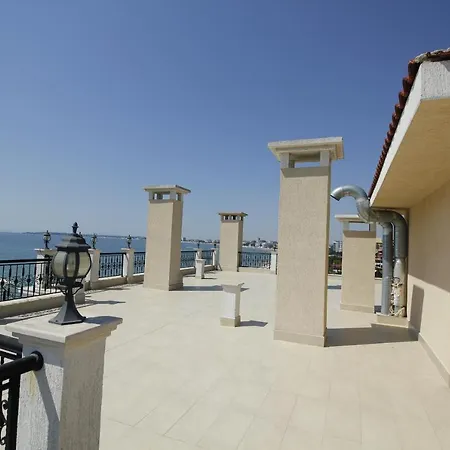 Dolphin Coast Luxuru Studio Sunny Beach